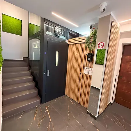 Cinque Terre Hub Art Апартаменты